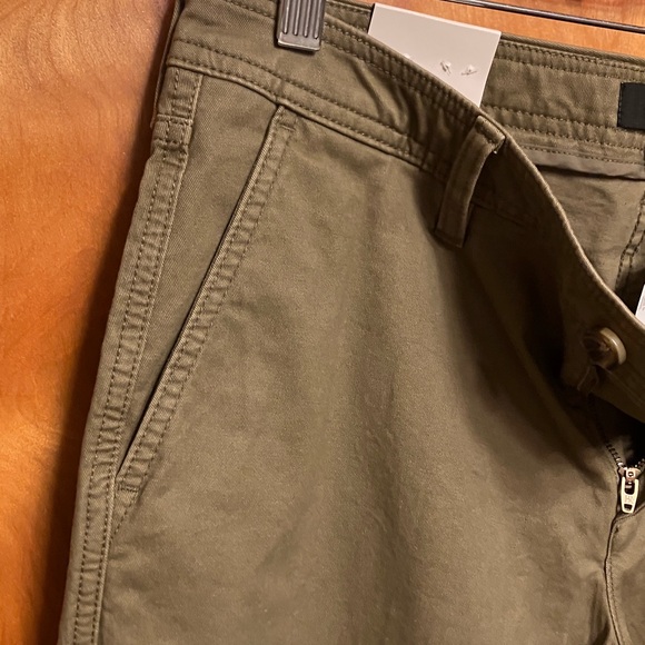 BANANA REPUBLIC. “Campground” Slim Mid-Rise Pants Ankle Pants. Size 6. NWT - Picture 4 of 11